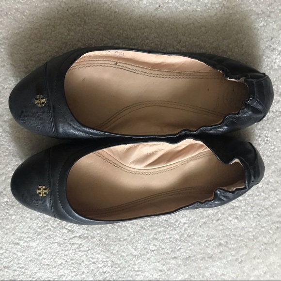 Tory Burch | Black York Flats | Size 7.5 - Picture 6 of 8